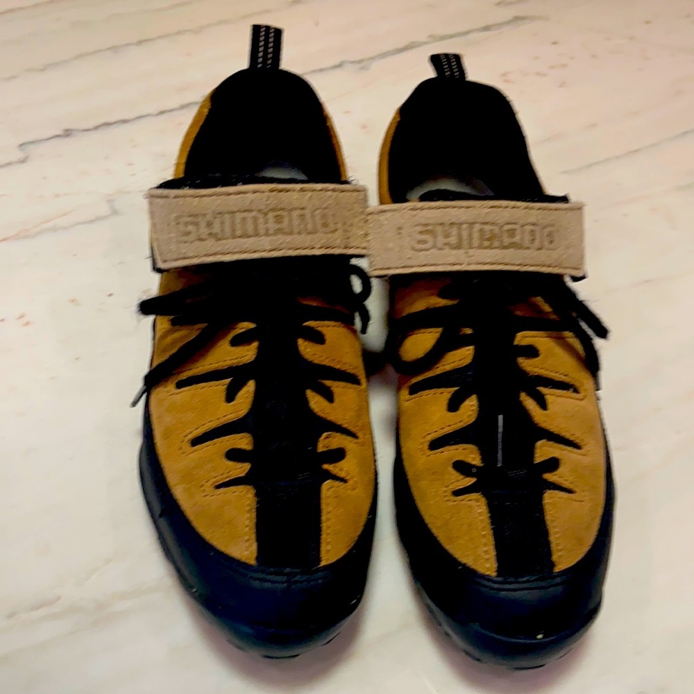 Shimano biking shoes size 41